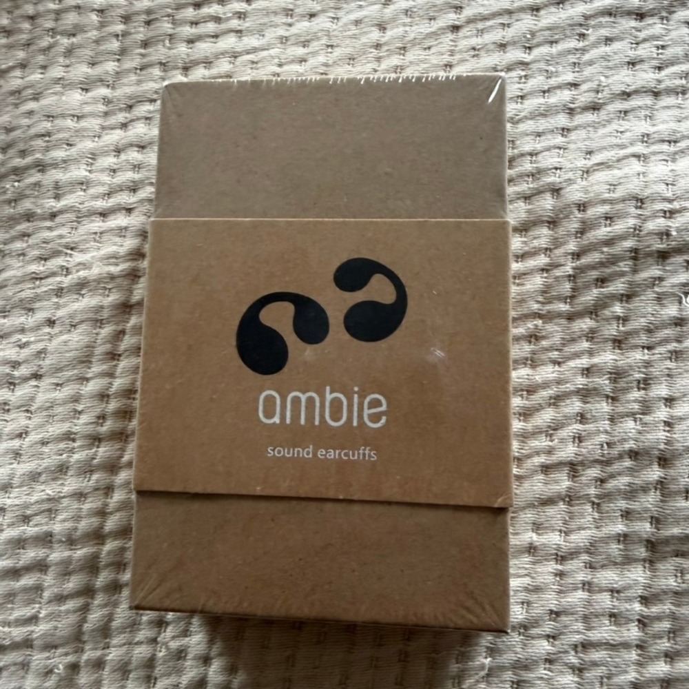 ambie Sound Earcuffs AM-TW01/BC Black Open-Ear Bluetooth Earbuds Sealed Japan